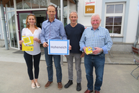 Sillipp, Grümeyer, Nowak und Mayer vor Gemeindeamt Hoheneich