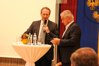 Josef Wallenberger interviewt Karl Grammanitsch bei Auftakveranstaltung LAG Marchfeld 2015